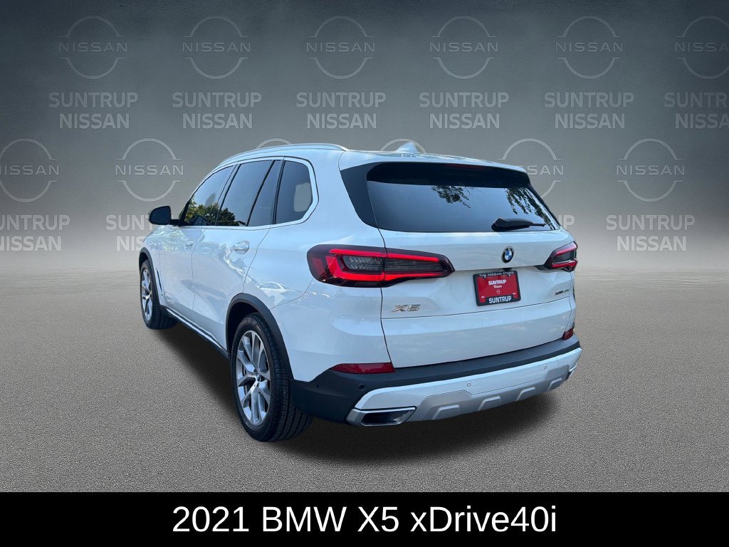 Used 2021 BMW X5 xDrive40i w/ Premium Package AWD/4WD image 3