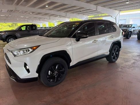 Used 2020 Toyota RAV4 XSE w/ XSE Grade Weather Package AWD/4WD image 3
