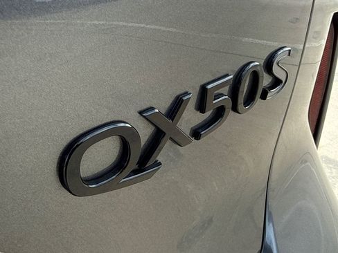 Used 2025 INFINITI QX50 Sport AWD/4WD image 10