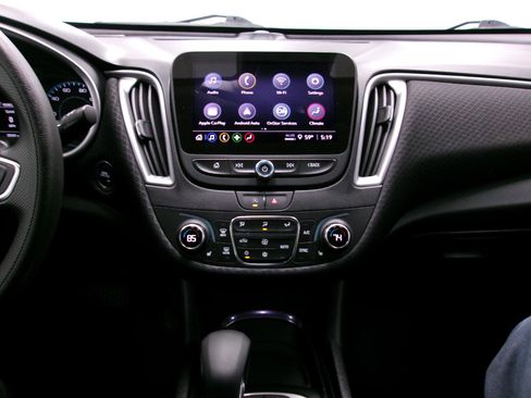 Certified 2024 Chevrolet Malibu LT image 10