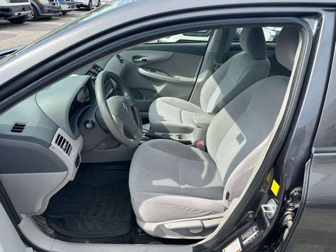 Used 2010 Toyota Corolla FWD image 11