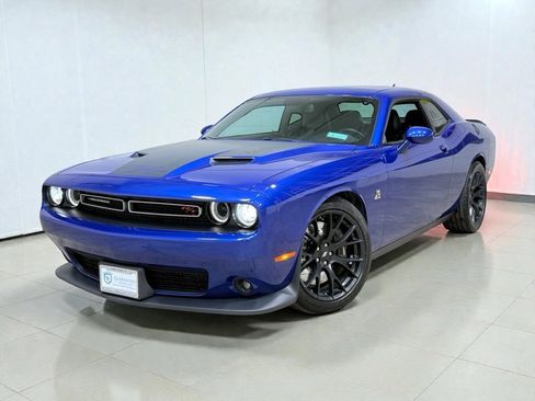 Used 2018 Dodge Challenger R/T Scat Pack w/ Dynamics Package image 5