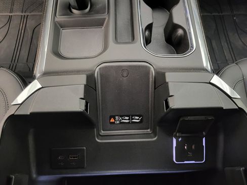 New 2026 Chevrolet Silverado 1500 RST w/ Dark Appearance Package image 7