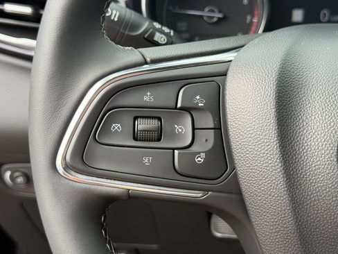Used 2022 Buick Encore GX Essence w/ Advanced Technology Package FWD image 34