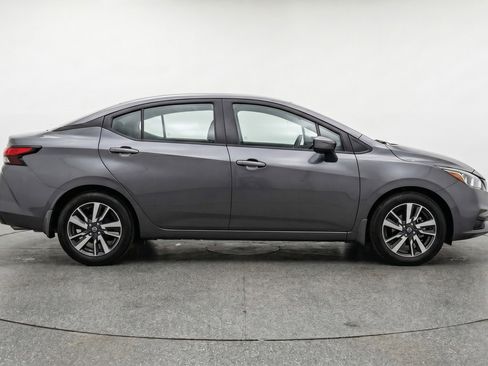 Used 2025 Nissan Versa SV FWD image 11