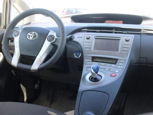 Used 2013 Toyota Prius Three FWD image 20