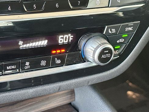 Used 2023 BMW 540i w/ Convenience Package image 20