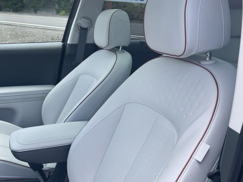 Certified 2024 Hyundai Ioniq 5 Limited AWD/4WD image 21