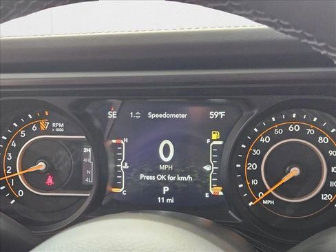 New 2025 Jeep Gladiator Mojave w/ Convenience Group image 10