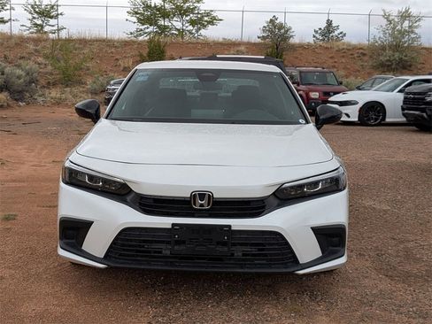 Used 2024 Honda Civic Sport image 2