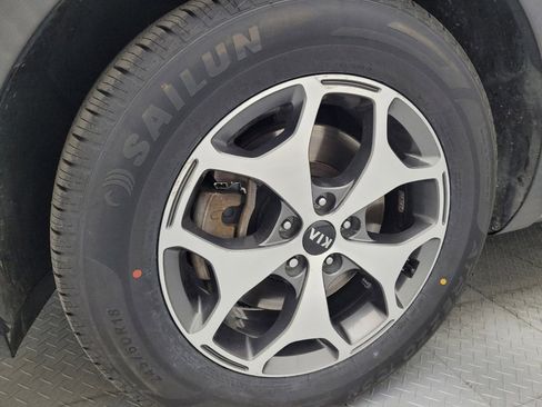 Used 2020 Kia Telluride EX image 31