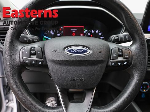 Used 2022 Ford Escape SE AWD/4WD image 10