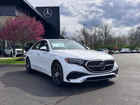 New 2026 Mercedes-Benz E 450 4MATIC Sedan image 1