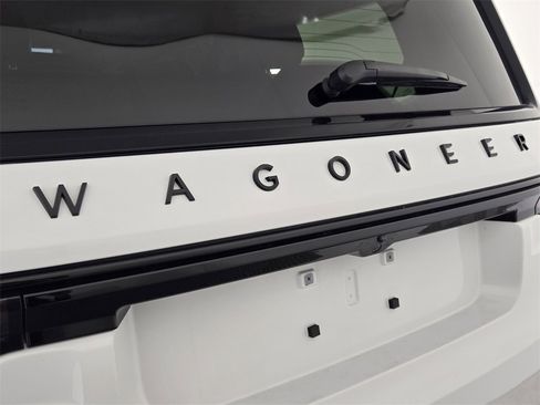 New 2025 Jeep Wagoneer Series II w/ Convenience Group I image 14