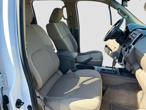 Used 2012 Nissan Frontier SV RWD image 20