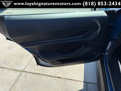 Used 2022 Porsche Taycan RWD image 14