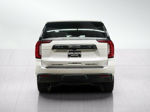 Used 2024 GMC Yukon XL Denali Ultimate AWD/4WD image 4