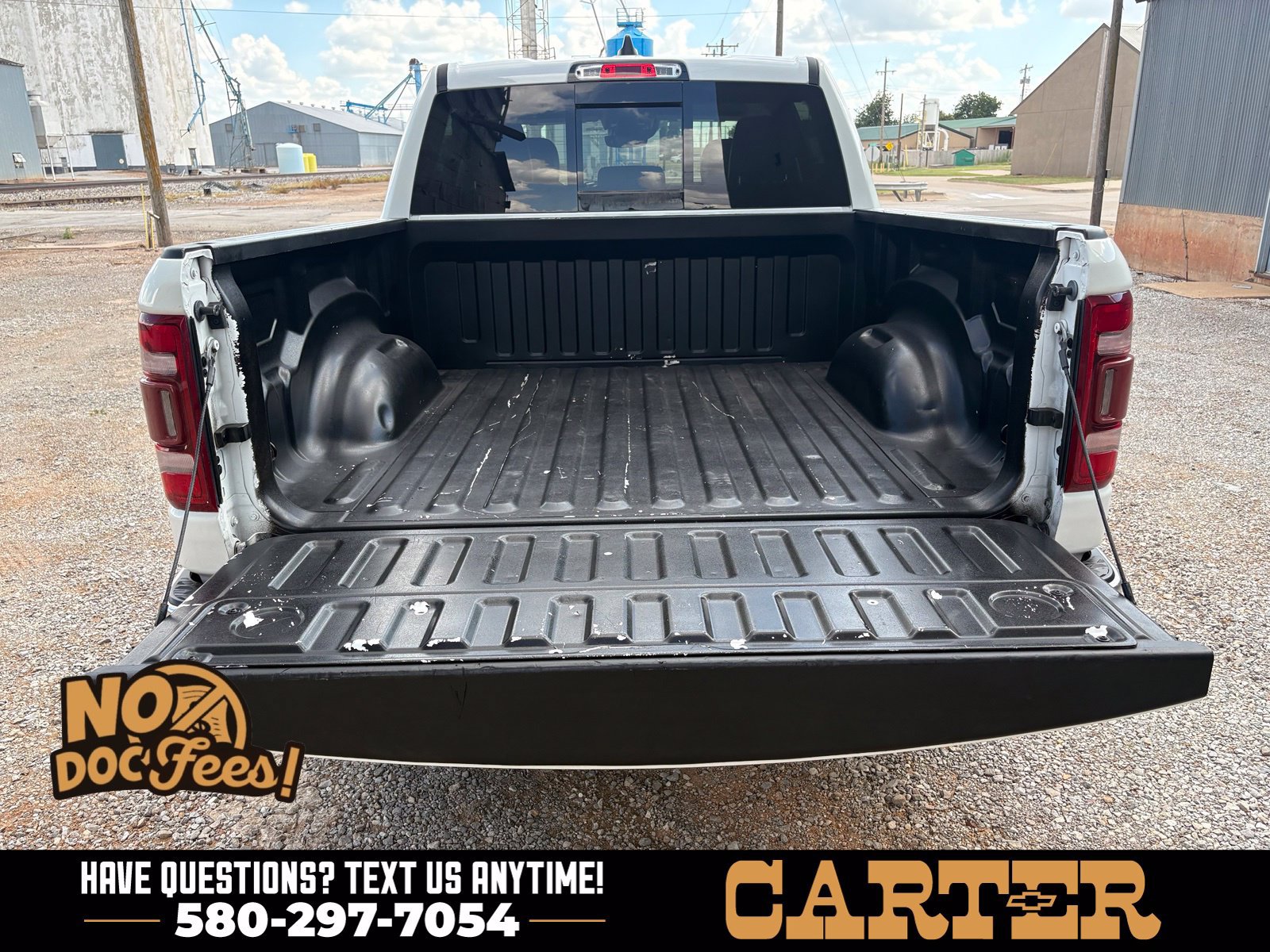Used 2022 RAM 1500 Laramie AWD/4WD image 14