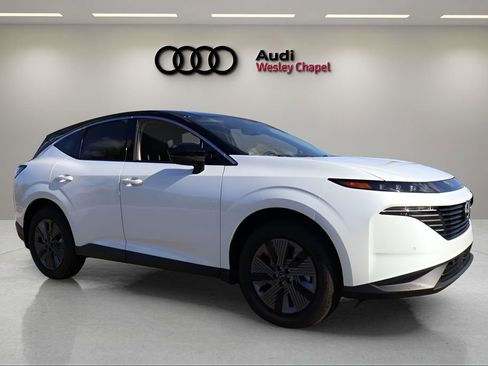 Used 2025 Nissan Murano SL w/ Cargo Package image 7