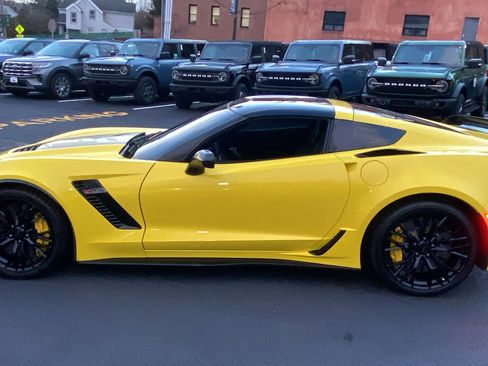 Used 2017 Chevrolet Corvette Z06 w/ Z07 Performance Package image 5