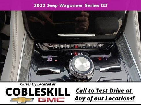 Used 2022 Jeep Wagoneer Series III w/ Premium Group I image 24