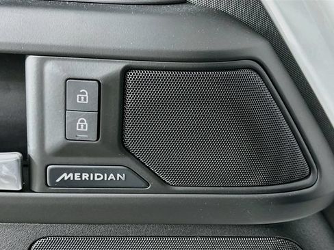 New 2026 Land Rover Defender 110 S AWD/4WD image 20