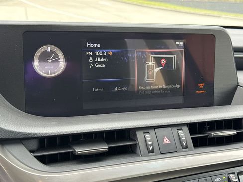 Used 2020 Lexus ES 350 w/ Accessory Package 2 FWD image 23