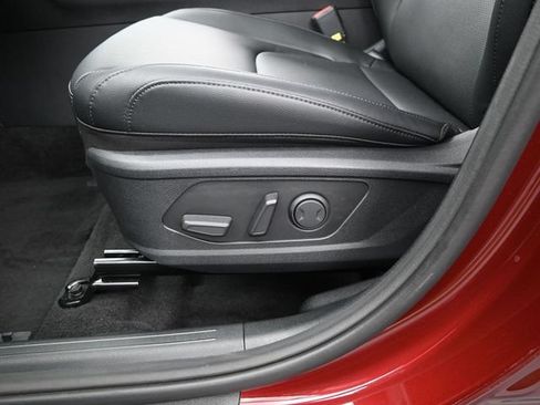 Used 2025 Kia Sportage SX FWD image 10