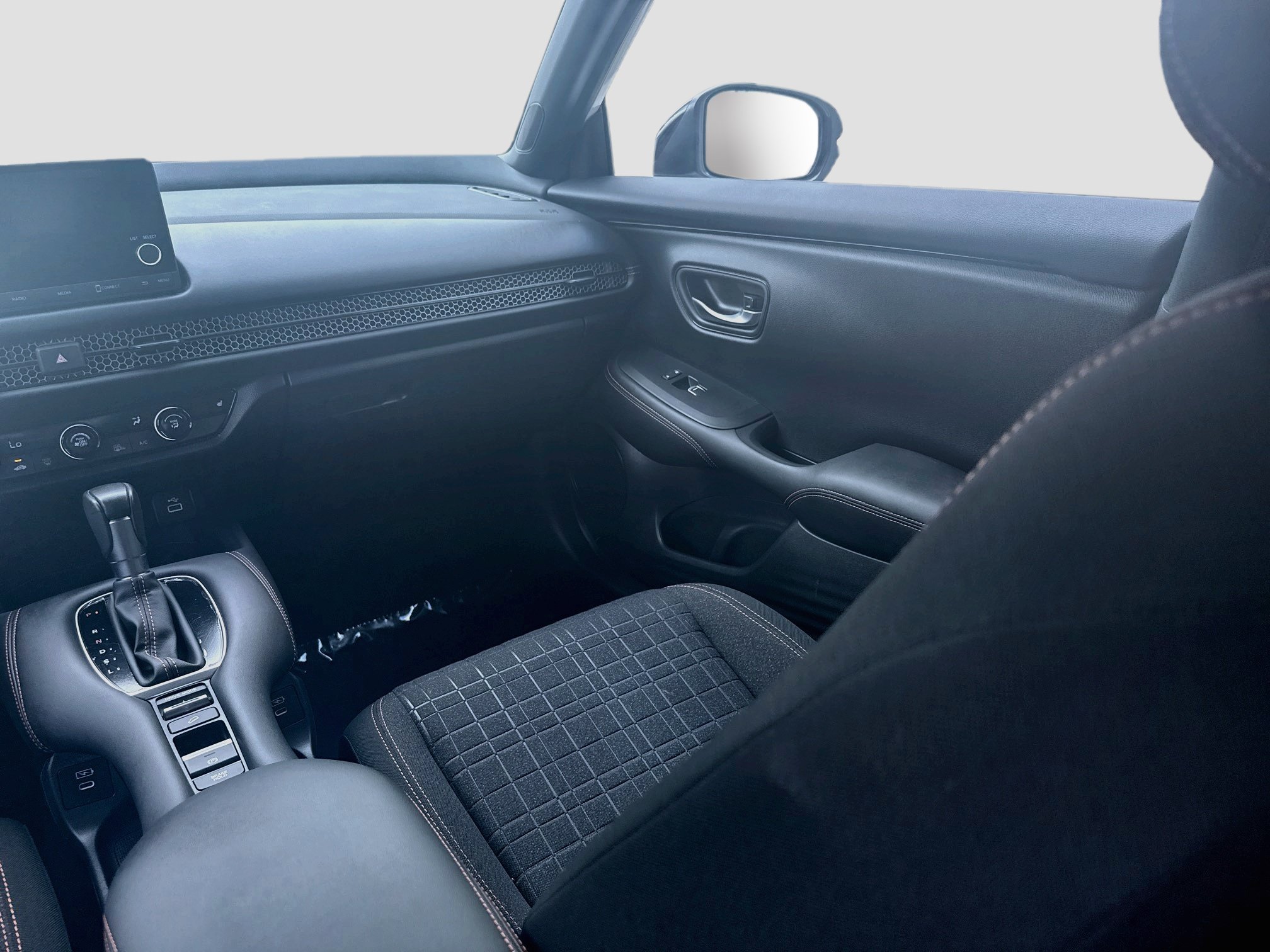 Used 2024 Honda HR-V Sport image 19