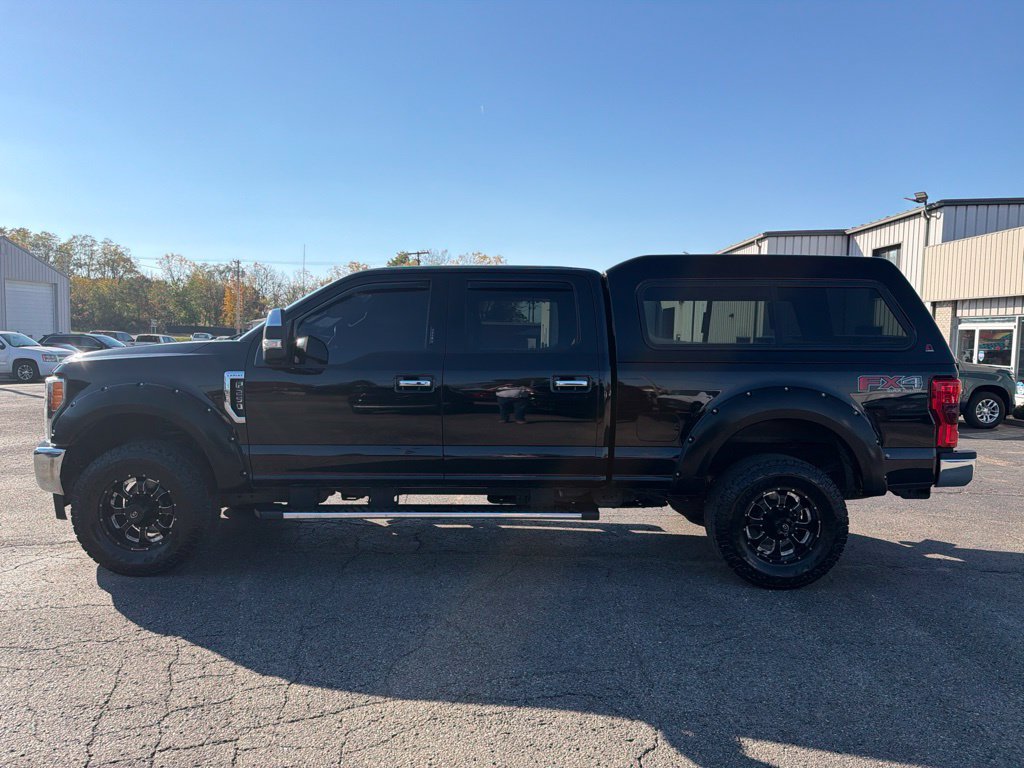 Used 2017 Ford F250 Lariat w/ Lariat Ultimate Package AWD/4WD image 6