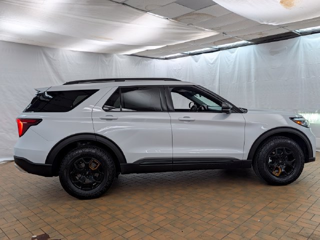 Used 2026 Ford Explorer Tremor w/ Tremor Ultimate Package AWD/4WD image 6
