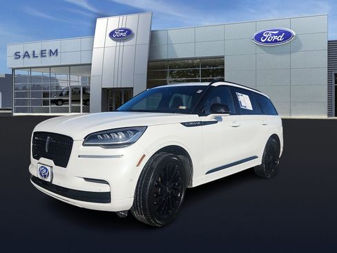 Used 2023 Lincoln Aviator Reserve w/ Equipment Group 201A image 7