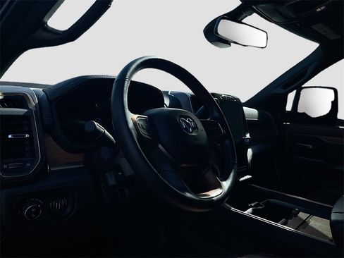 Used 2023 RAM 3500 Limited image 9