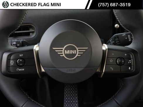 Used 2025 MINI Cooper S image 25