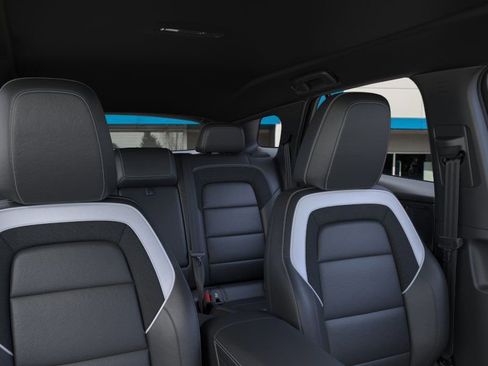 New 2025 Chevrolet Blazer EV LT image 26