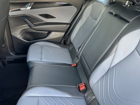 New 2026 Volkswagen Tiguan SE R-Line FWD image 10