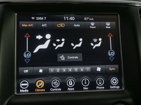 Used 2018 Jeep Grand Cherokee Limited w/ Luxury Group II AWD/4WD image 26