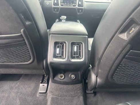 Used 2023 Kia Sorento S w/ Panoramic Sunroof Package FWD image 29