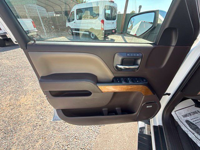 Used 2018 Chevrolet Silverado 1500 LTZ w/ Texas Edition RWD image 7