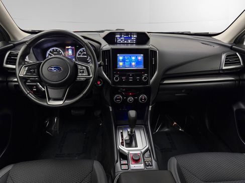 Used 2020 Subaru Forester Premium image 10