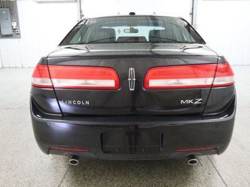 Used 2012 Lincoln MKZ FWD image 8