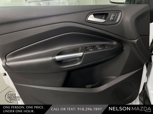 Used 2019 Ford Escape SEL image 20