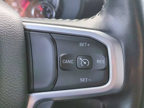 Used 2022 RAM 1500 Big Horn AWD/4WD image 17