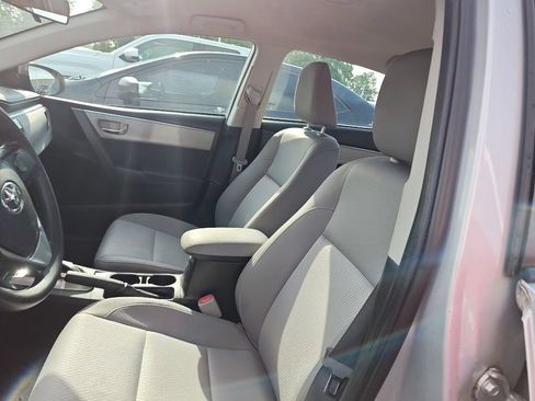 Used 2014 Toyota Corolla LE FWD image 6