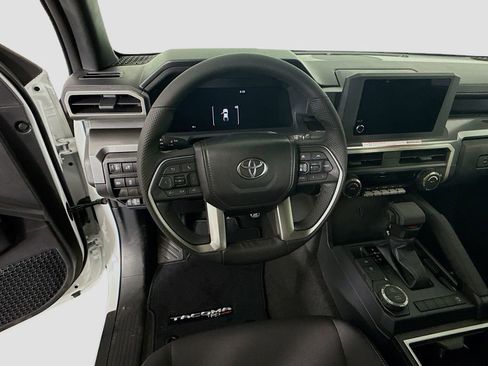 New 2025 Toyota Tacoma TRD Sport image 11