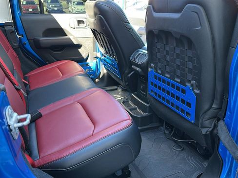 Used 2023 Jeep Wrangler Unlimited Rubicon 392 AWD/4WD image 30