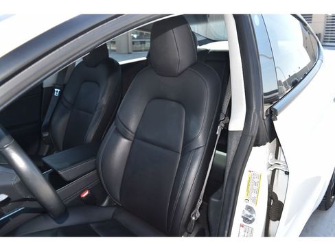 Used 2018 Tesla Model 3 Long Range image 24