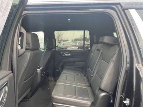 Certified 2024 Chevrolet Suburban LT image 8