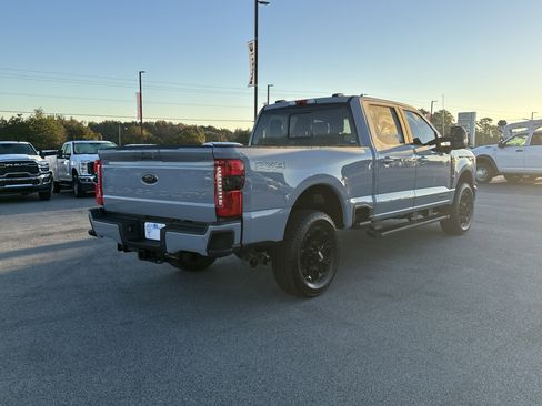 New 2026 Ford F250 Lariat w/ Black Appearance Package image 5