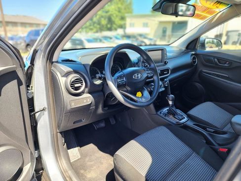 Used 2019 Hyundai Kona SE AWD/4WD image 13